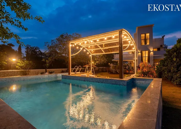 Ekostay Gold - Olive Crest Villa - Spacious Lawn Lonavala